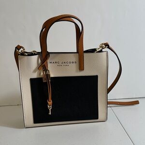 Marc Jacobs M0016132 Grind Colorblocked Leather Mini Tote Bag